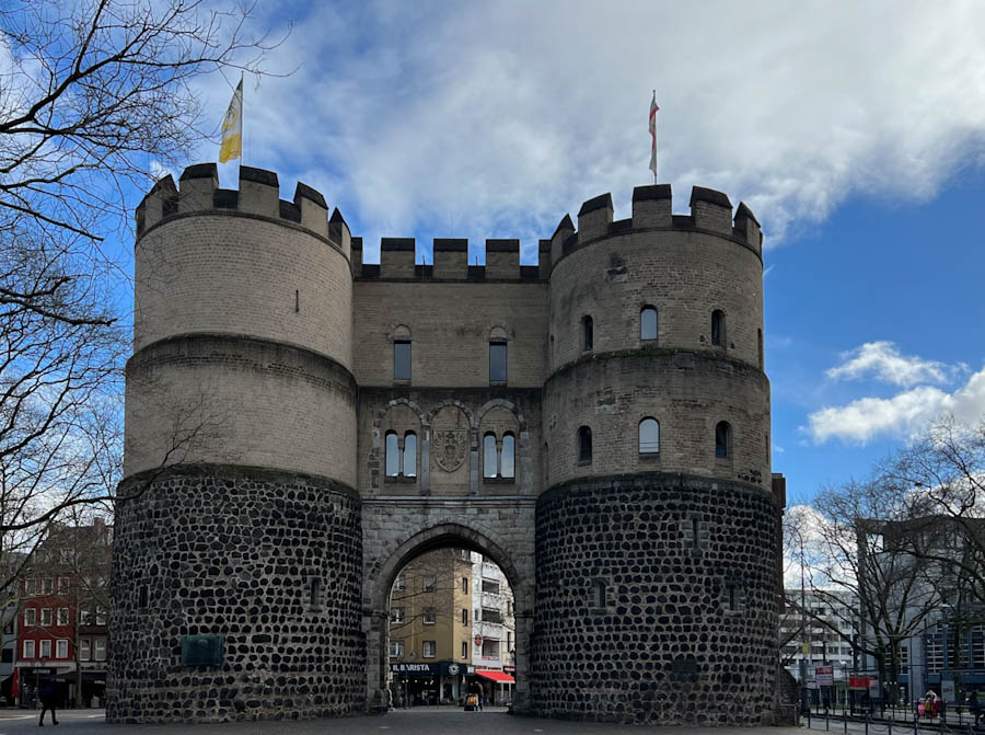 Hahnentor